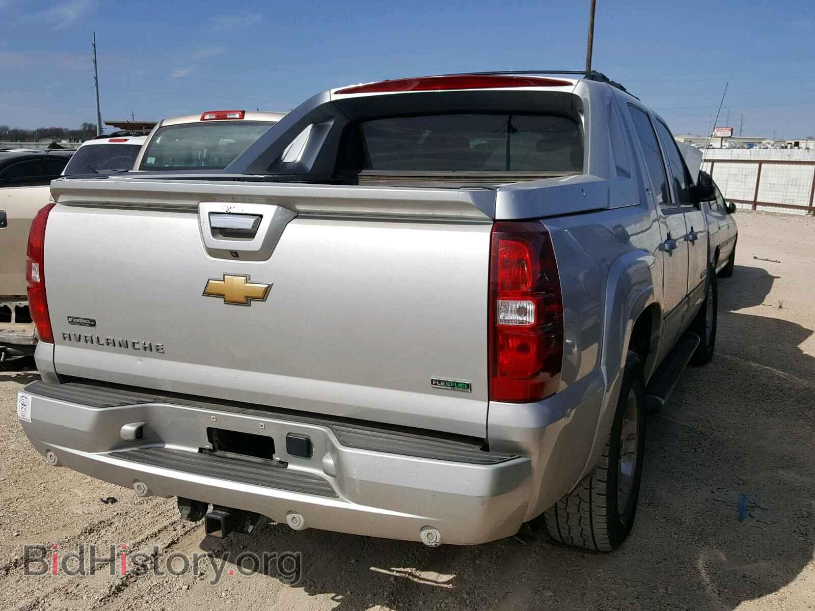 2011 CHEVROLET AVALANCHE - VIN: 3GNTKFE39BG175639 - Фото 4