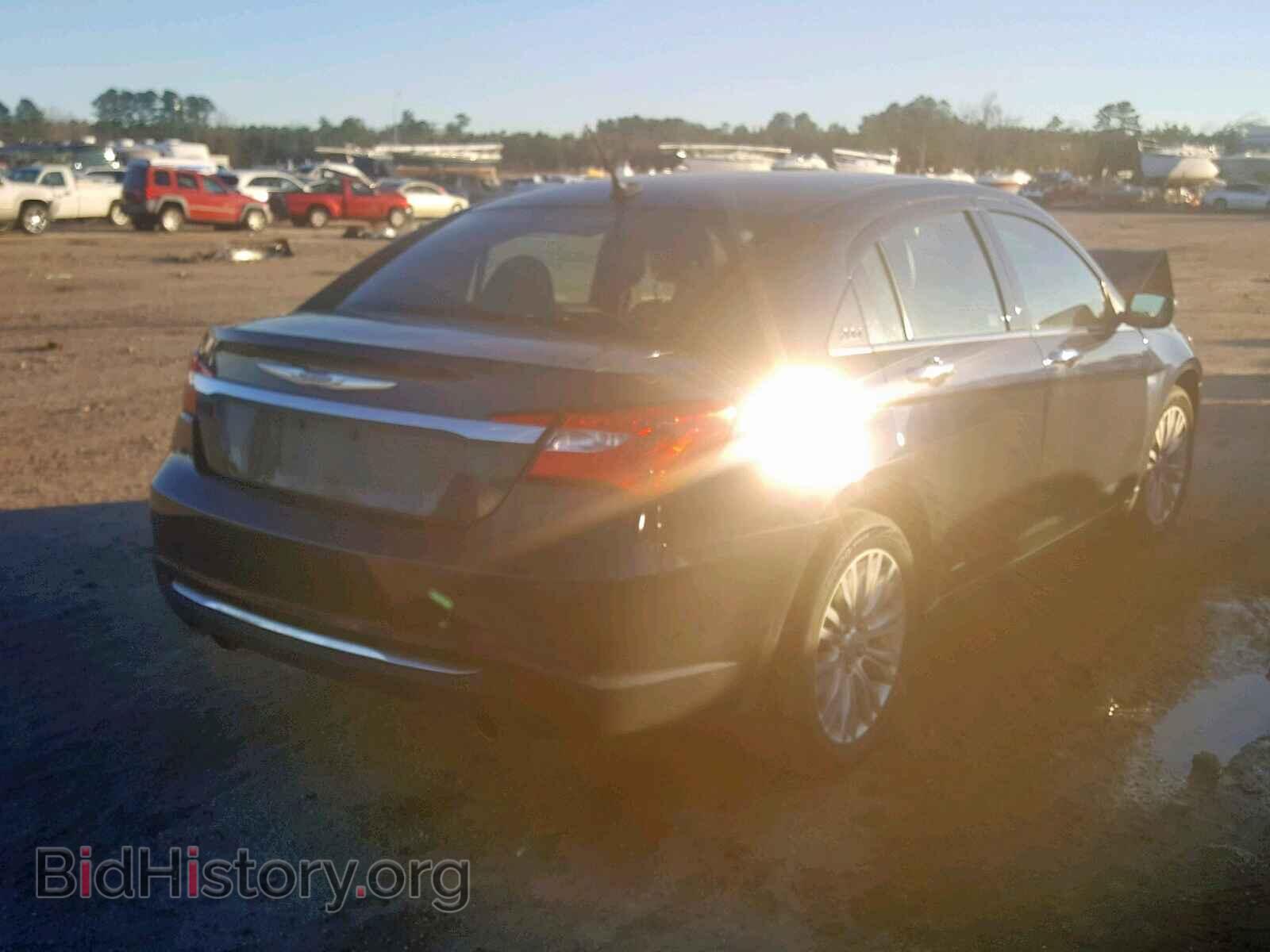 2011 CHRYSLER 200 - VIN: 1C3BC2FG7BN595052 - Фото 4