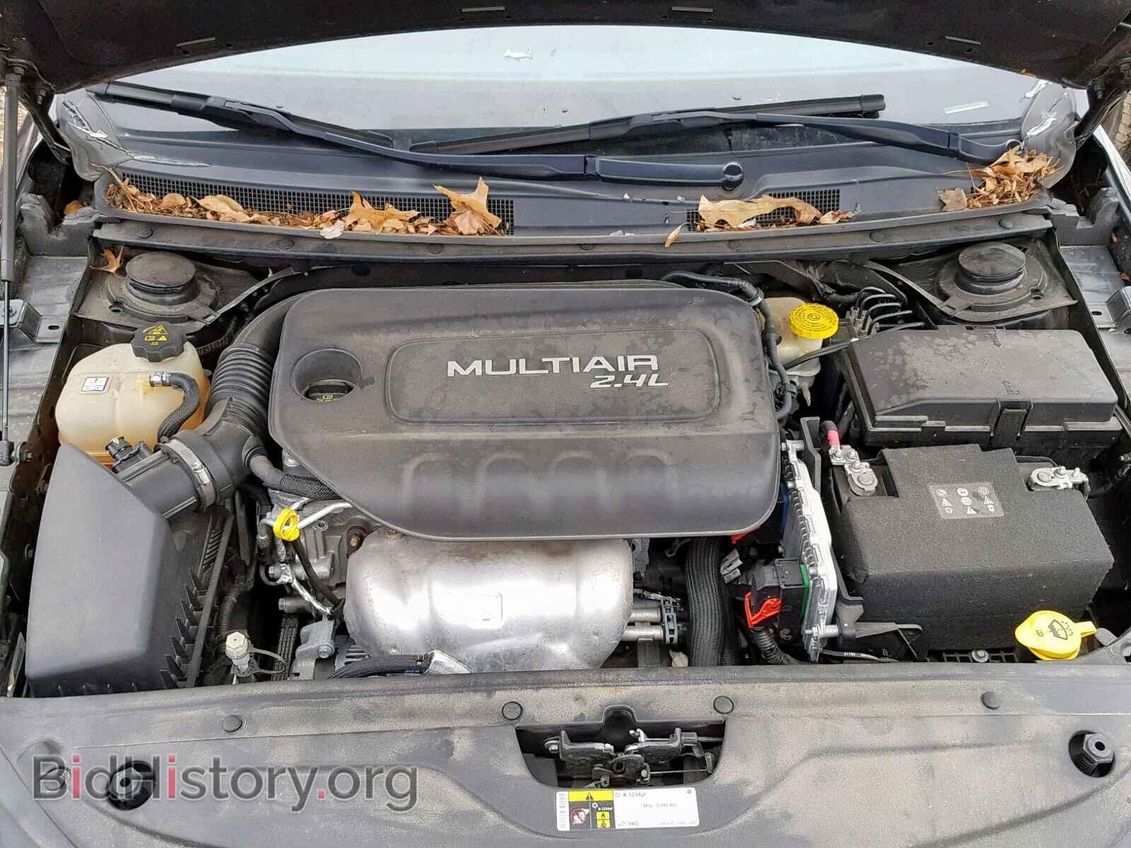 2015 CHRYSLER 200 - VIN: 1C3CCCAB0FN674638 - Фото 7