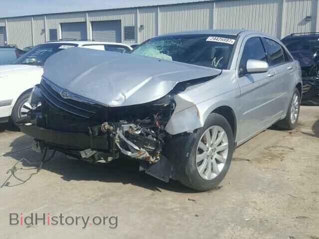 2010 CHRYSLER SEBRING - VIN: 1C3CC5FB5AN147871 - Фото 2