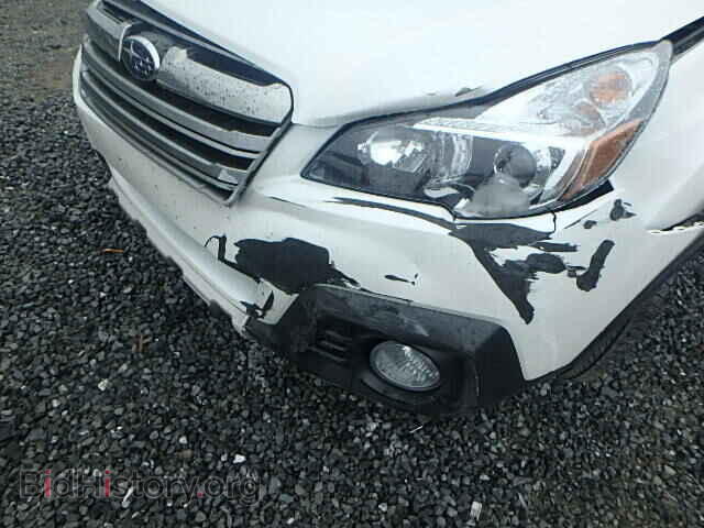 2014 SUBARU OUTBACK - VIN: 4S4BRDPC4E2208038 - Photo 9