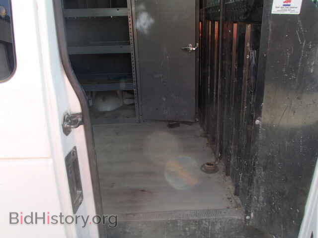 2000 FORD ECONOLINE - VIN: 1FTNE24L2YHB03246 - Photo 6