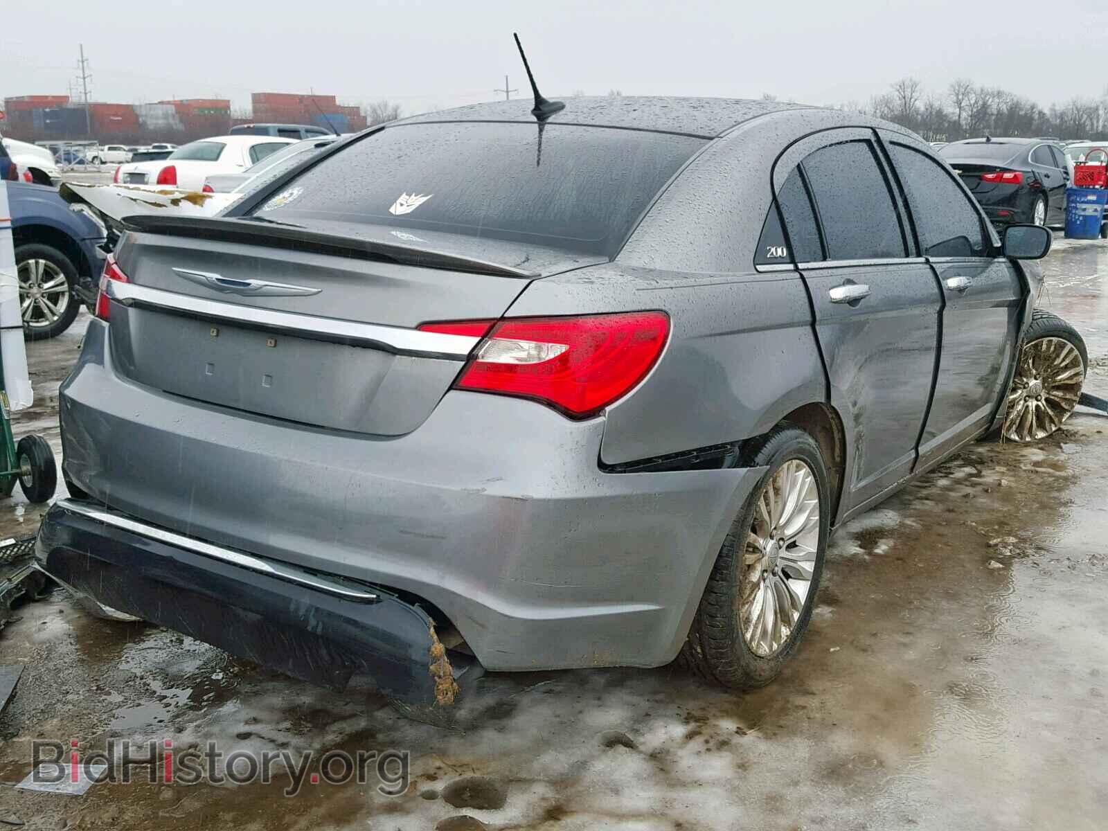 2011 CHRYSLER 200 - VIN: 1C3BC2FB6BN611343 - Photo 4