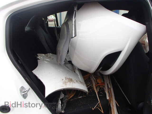 2013 CHRYSLER 200 - VIN: 1C3CCBAB8DN642527 - Фото 6
