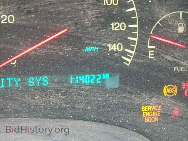2001 CADILLAC DEVILLE - VIN: 1G6KF579X1U104274 - Фото 8