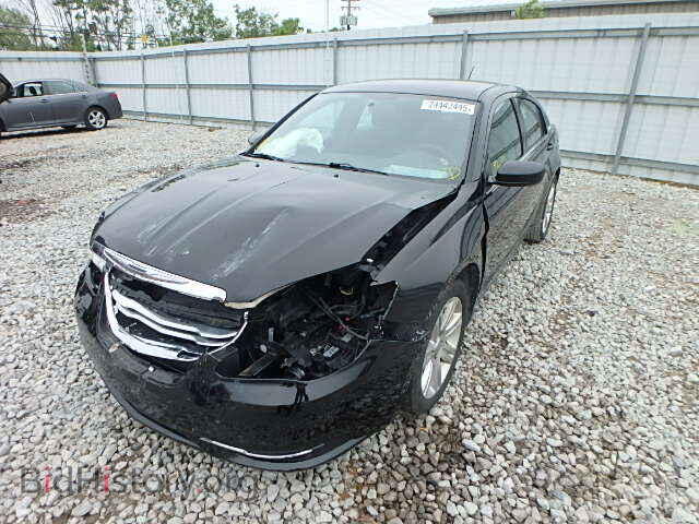2011 CHRYSLER 200 - VIN: 1C3BC1FB5BN612106 - Фото 2
