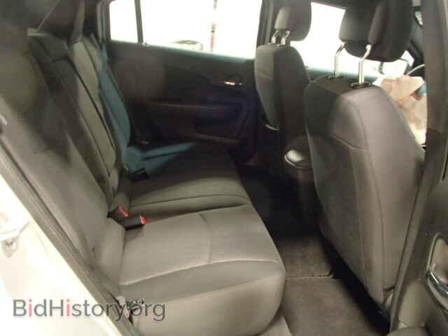 2012 CHRYSLER 200 - VIN: 1C3CCBBB2CN213512 - Фото 6