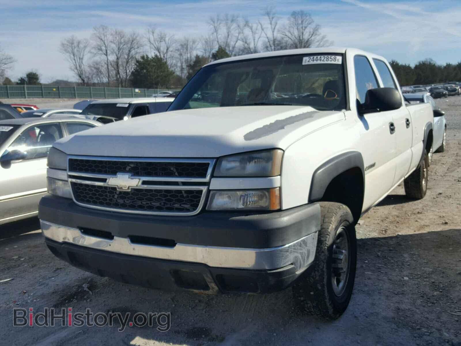2006 CHEVROLET SILVERADO - VIN: 1GCHC23UX6F263042 - Фото 2