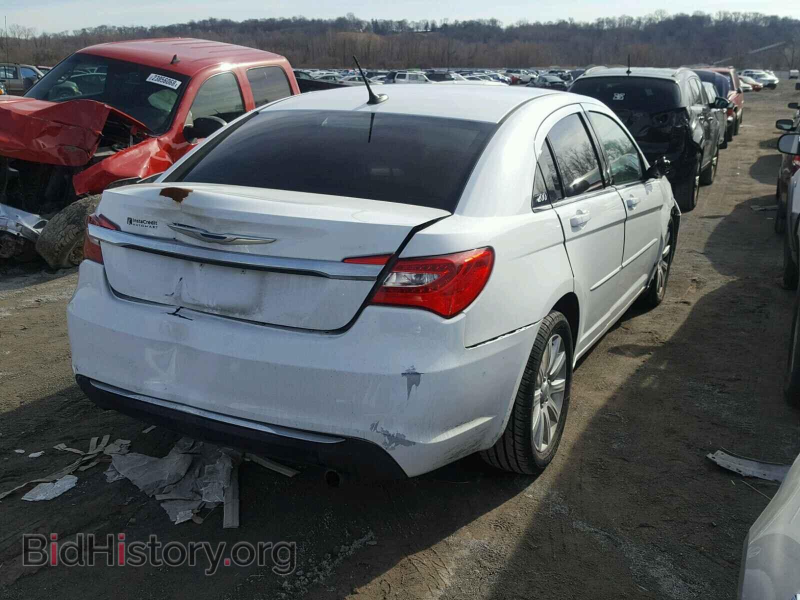 2013 CHRYSLER 200 - VIN: 1C3CCBBB6DN588756 - Фото 4