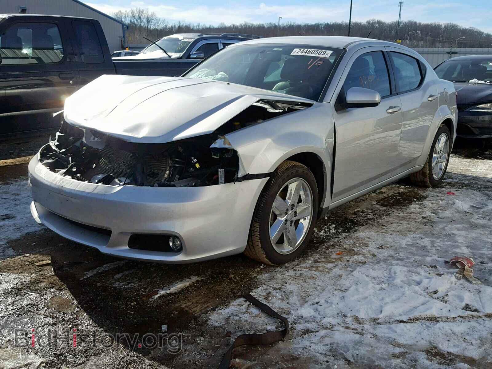 2011 DODGE AVENGER - VIN: 1B3BD2FG2BN587015 - Photo 2