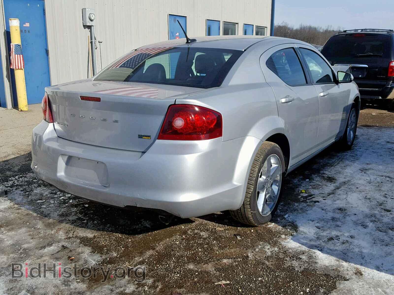 2011 DODGE AVENGER - VIN: 1B3BD2FG2BN587015 - Photo 4