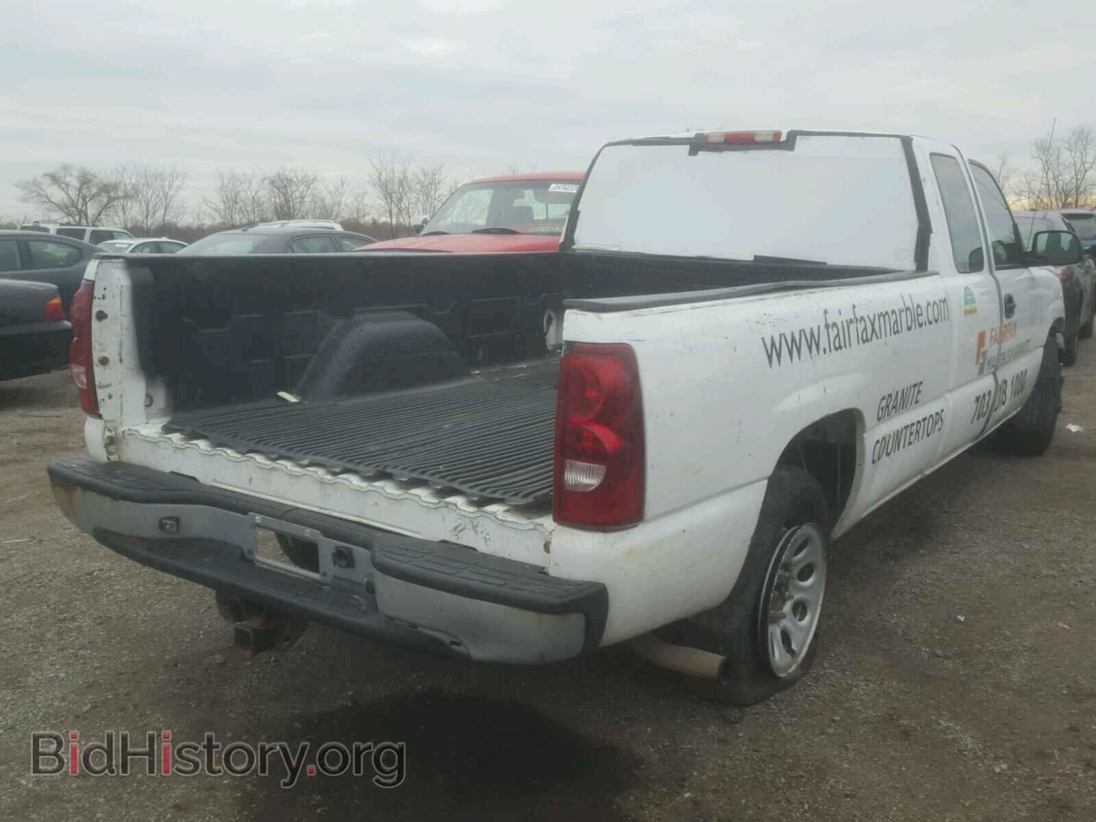 2006 CHEVROLET SILVERADO - VIN: 1GCEC19T06E110588 - Photo 4