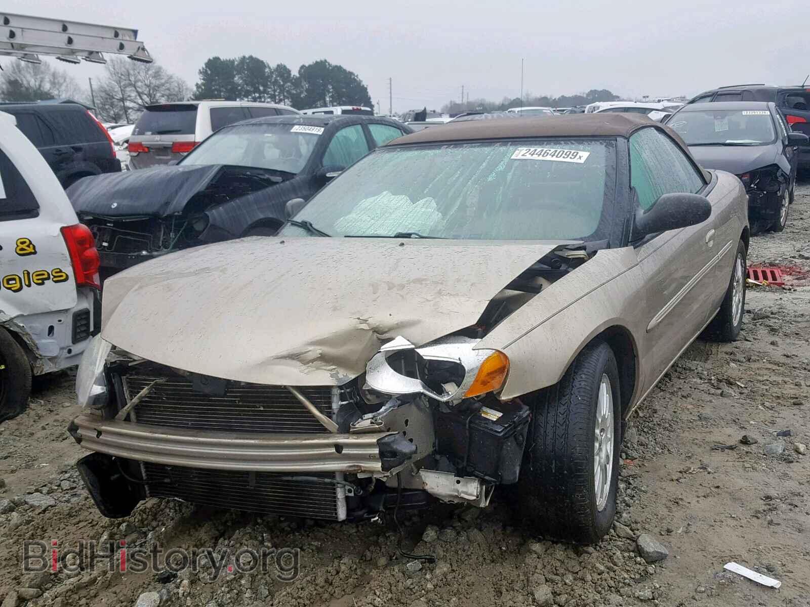2004 CHRYSLER SEBRING - VIN: 1C3EL55R14N252791 - Фото 2