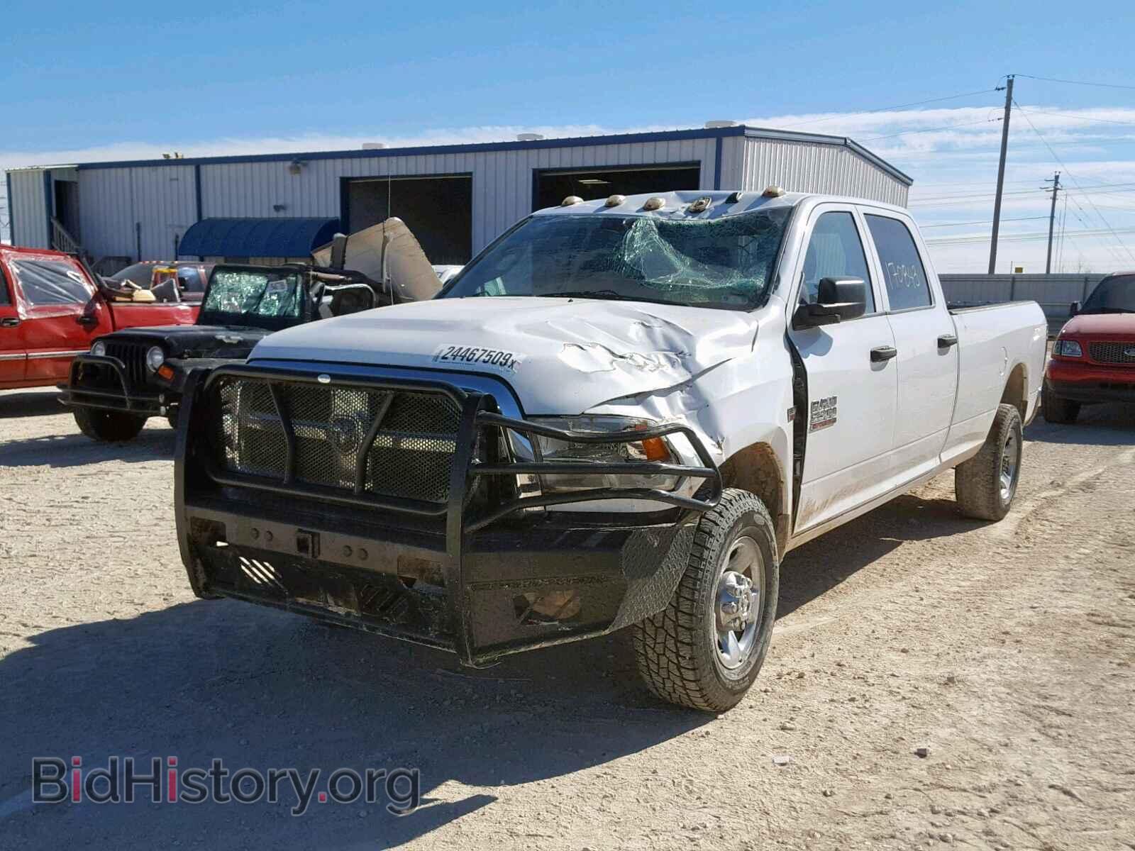 2013 RAM 2500 ST - VIN: 3C6TR5HT9DG546593 - Фото 2