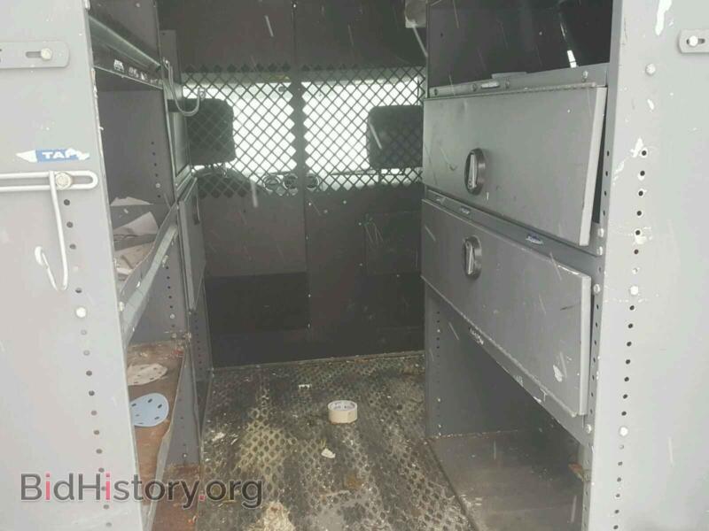 2011 Ford TRANSIT CO (VIN NM0LS7BN8BT042861) — photo 6 of 10