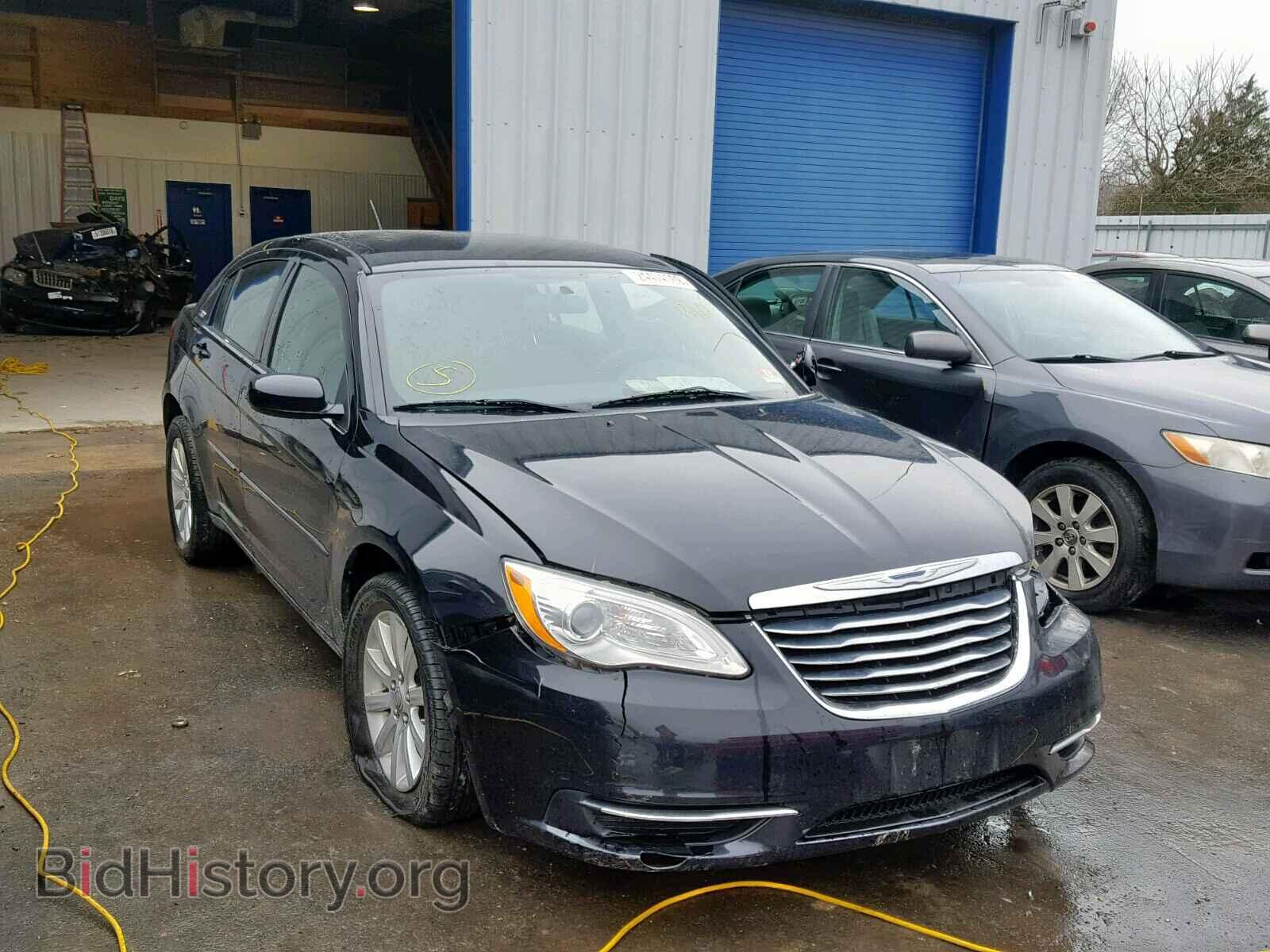 Photo 1C3BC1FG4BN553545 - CHRYSLER 200 TOURIN 2011