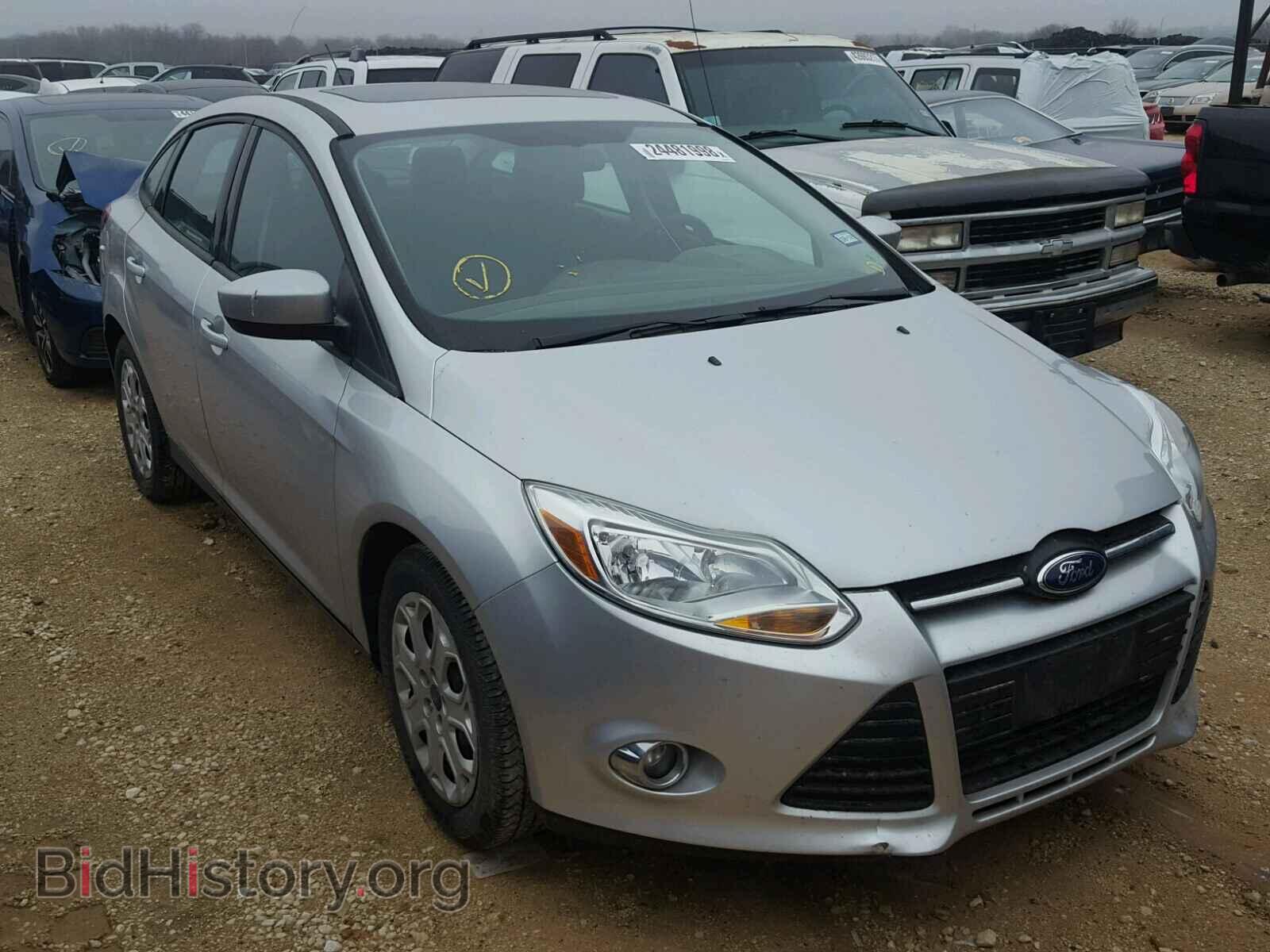 Photo 1FAHP3F26CL466775 - FORD FOCUS 2012