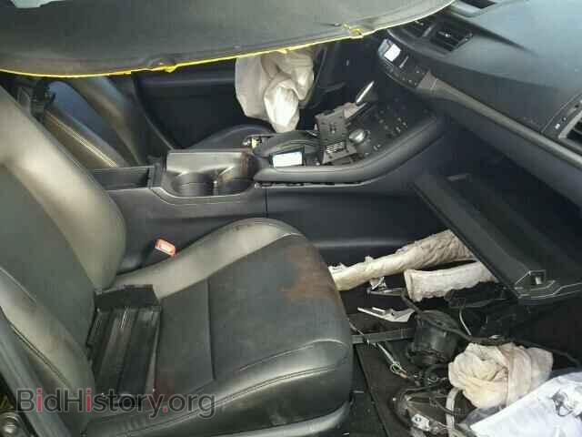 2011 LEXUS CT 200 - VIN: JTHKD5BH1B2010975 - Фото 5