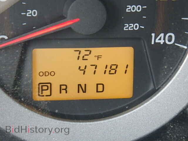 2011 TOYOTA RAV4 - VIN: 2T3ZF4DV2BW070763 - Фото 8