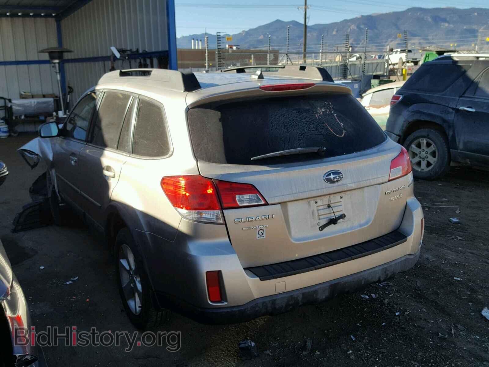 2014 SUBARU OUTBACK - VIN: 4S4BRBKC5E3221645 - Фото 3