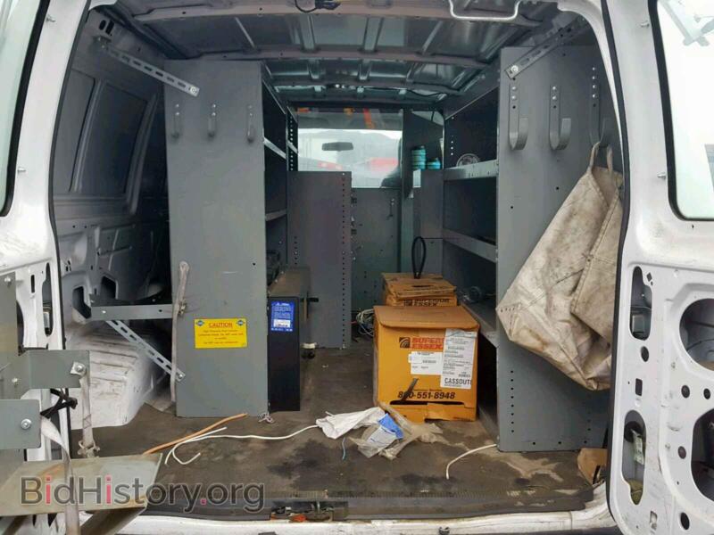 2010 Ford ECONOLINE (VIN 1FTNE2EL8ADA19914) — photo 6 of 10