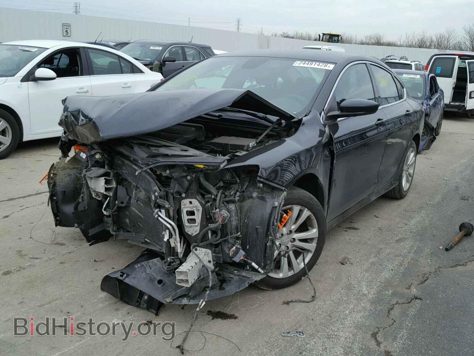2015 CHRYSLER 200 - VIN: 1C3CCCABXFN653473 - Photo 2