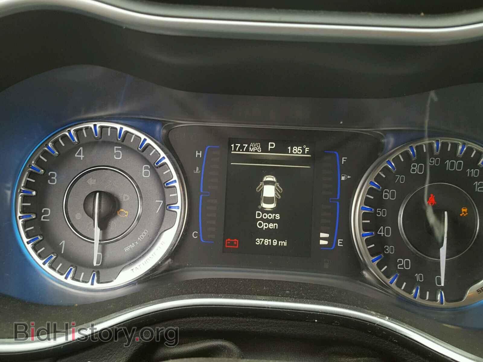 2015 CHRYSLER 200 - VIN: 1C3CCCABXFN653473 - Photo 8