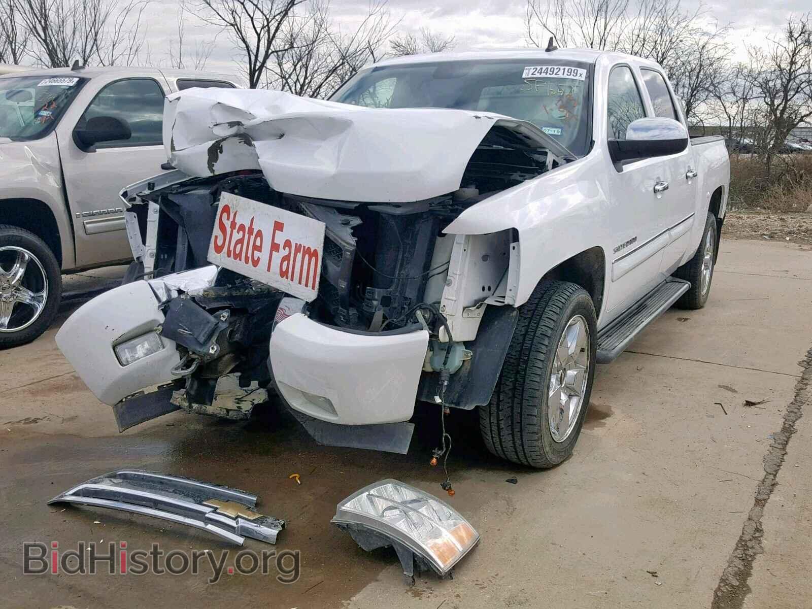 2011 CHEVROLET SILVERADO - VIN: 3GCPCSE09BG179163 - Фото 2