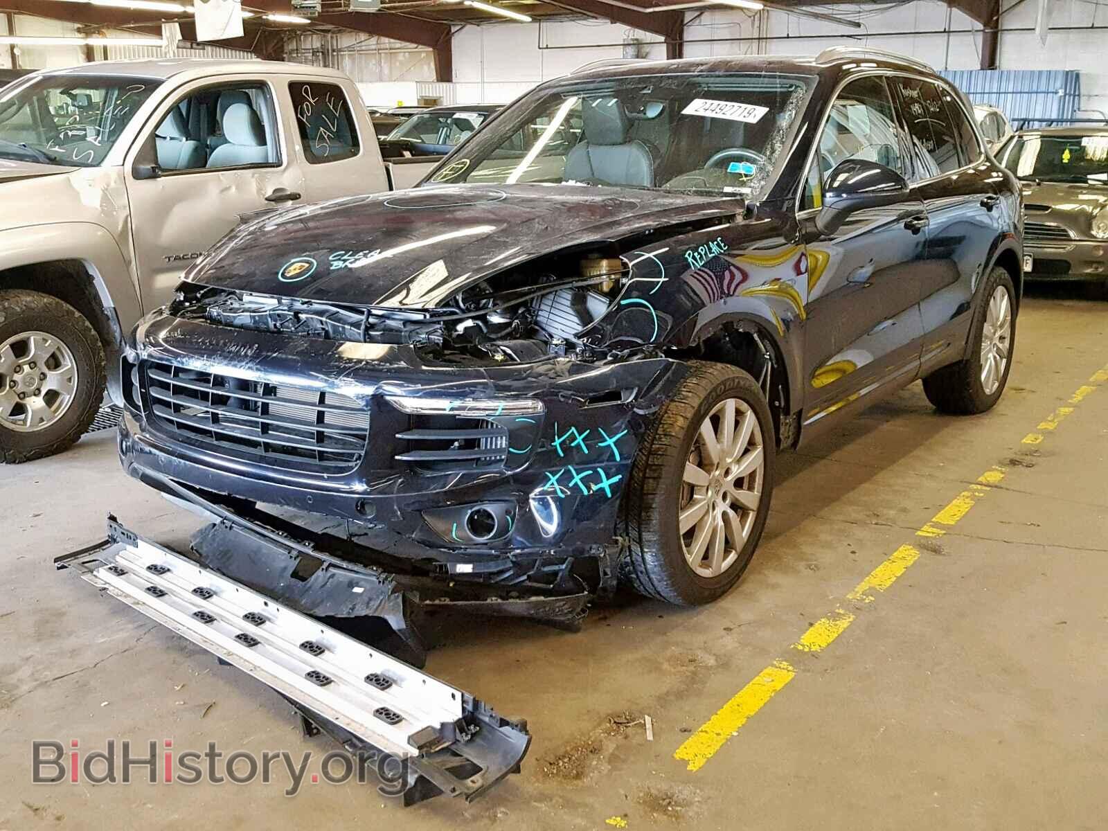 2016 PORSCHE CAYENNE S - VIN: WP1AB2A27GLA94945 - Photo 2