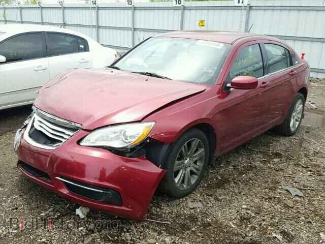 2013 CHRYSLER 200 - VIN: 1C3CCBAB4DN698089 - Фото 2