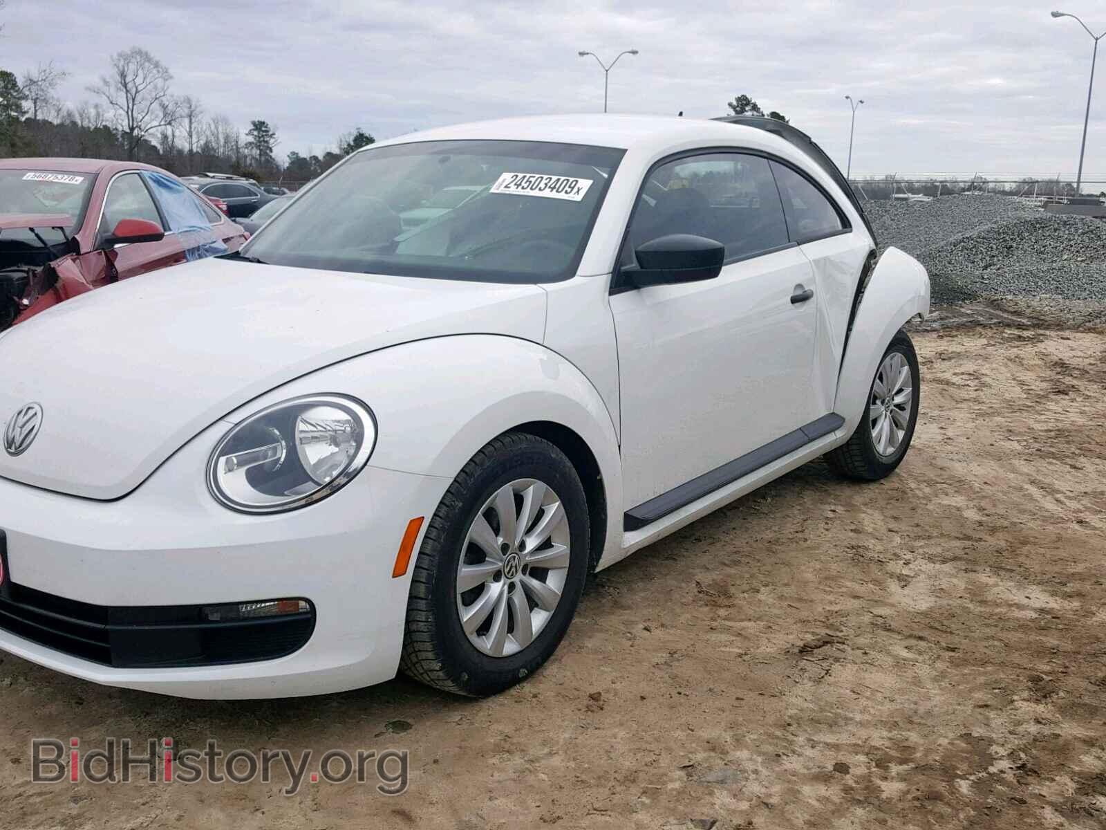 2014 VOLKSWAGEN BEETLE - VIN: 3VWF17AT0EM657651 - Фото 2
