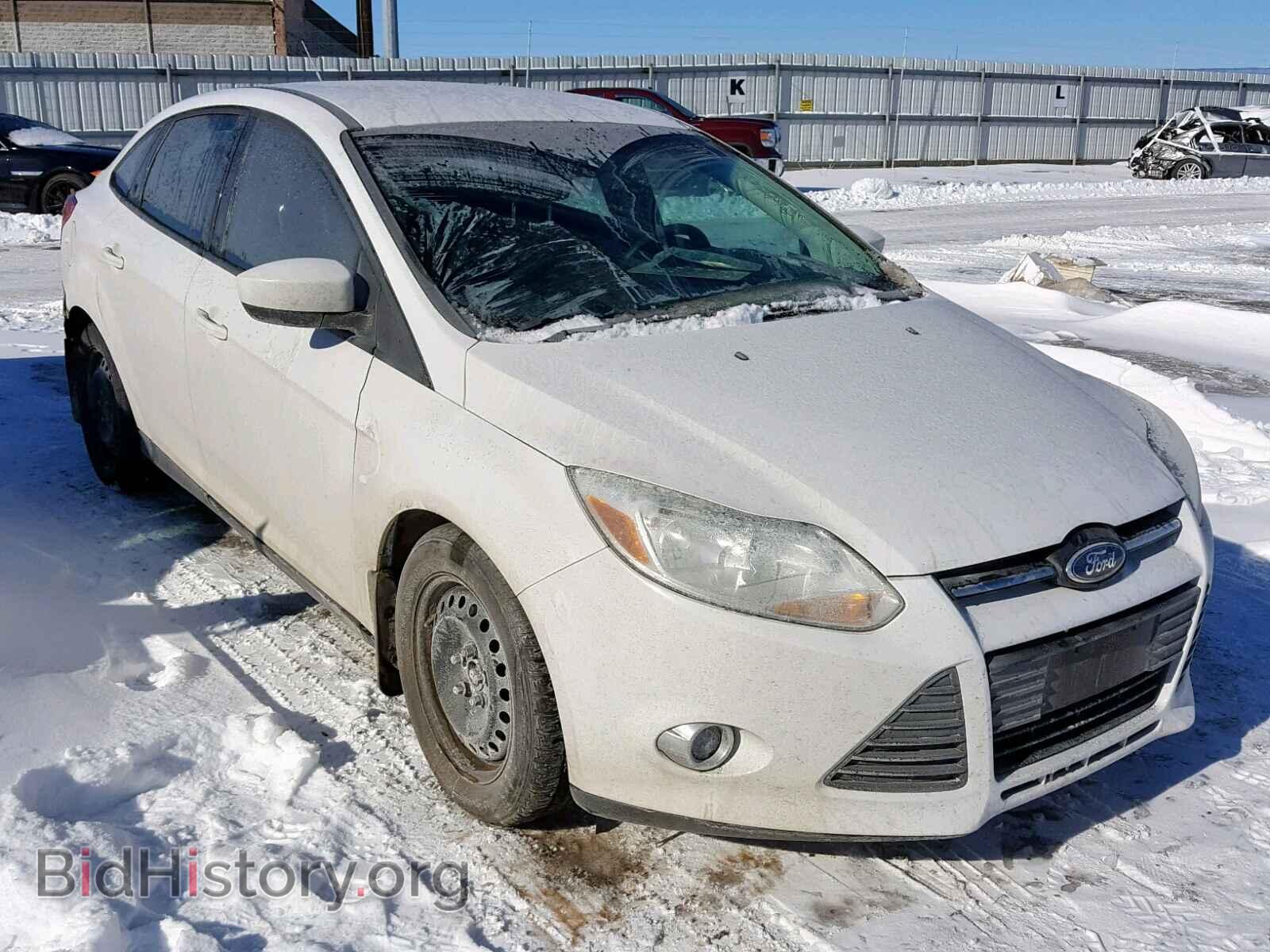 Photo 1FAHP3F29CL245008 - FORD FOCUS SE 2012