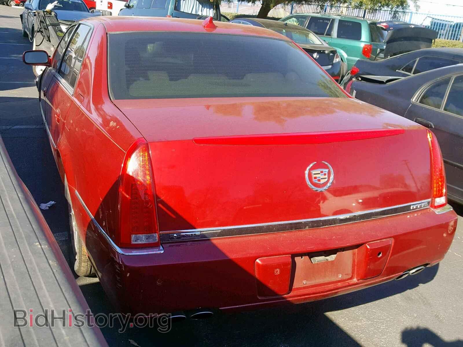 2011 CADILLAC DTS - VIN: 1G6KD5E68BU121817 - Фото 3