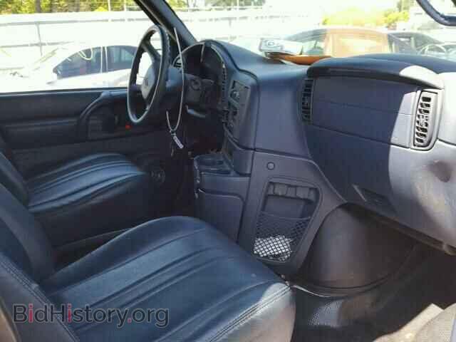 2000 CHEVROLET ASTRO - VIN: 1GCDM19W1YB113359 - Фото 5