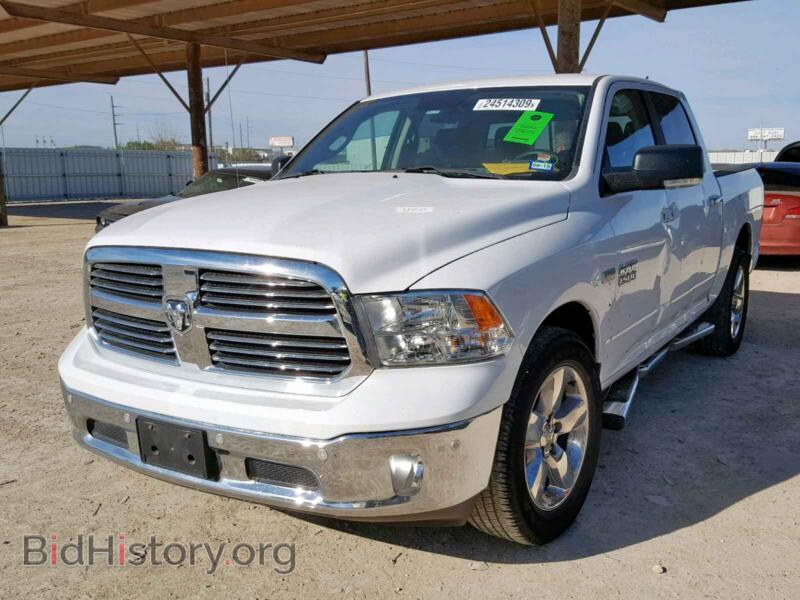 2017 RAM 1500 SLT (VIN 1C6RR6LT9HS700855) — photo 2 of 10