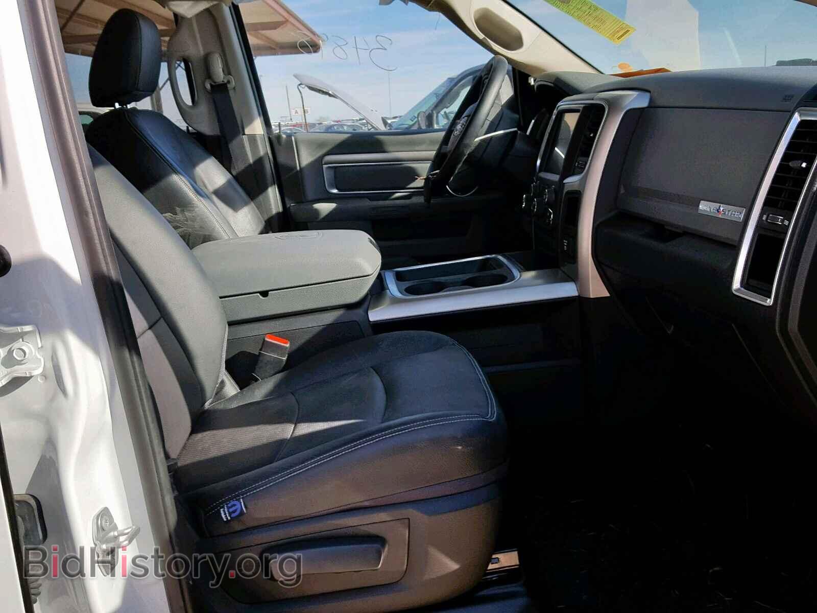 2017 RAM 1500 SLT - VIN: 1C6RR6LT9HS700855 - Фото 5