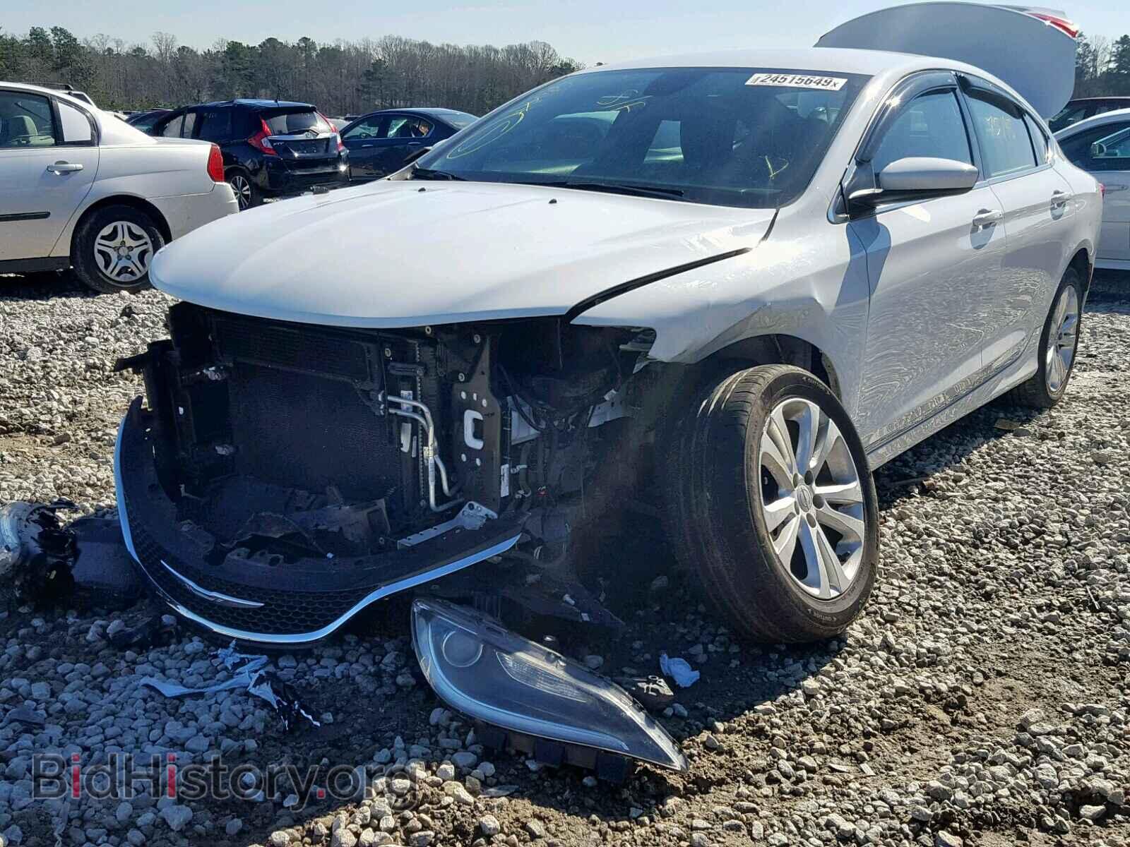 2015 CHRYSLER 200 - VIN: 1C3CCCAB9FN720421 - Фото 2