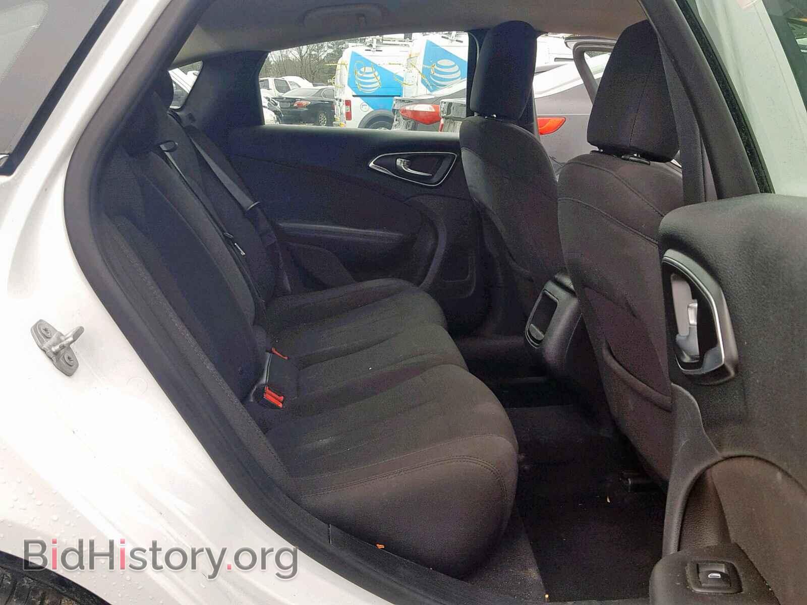 2015 CHRYSLER 200 - VIN: 1C3CCCAB9FN720421 - Фото 6