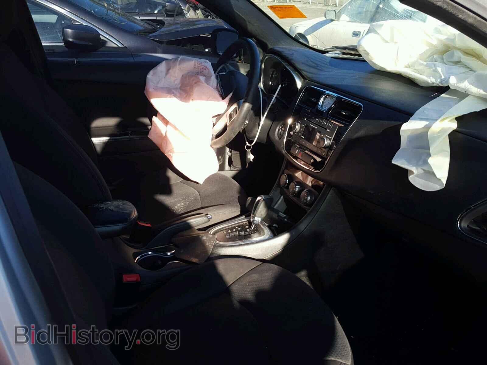 2012 CHRYSLER 200 - VIN: 1C3CCBBB9CN300596 - Фото 5