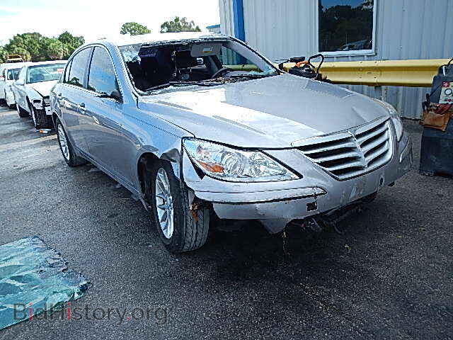 Photo KMHGC4DE9AU097384 - HYUNDAI GENESIS 2010