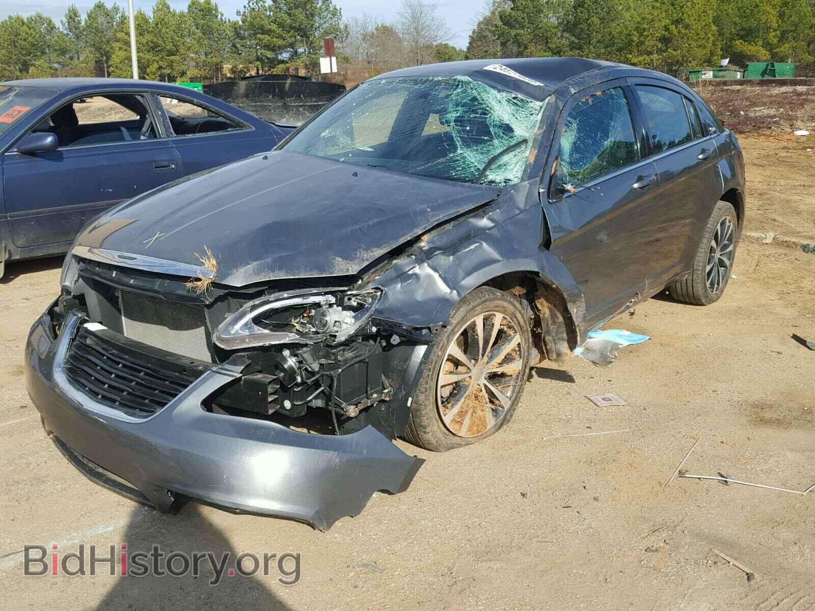 2012 CHRYSLER 200 - VIN: 1C3CCBHG7CN303712 - Фото 2