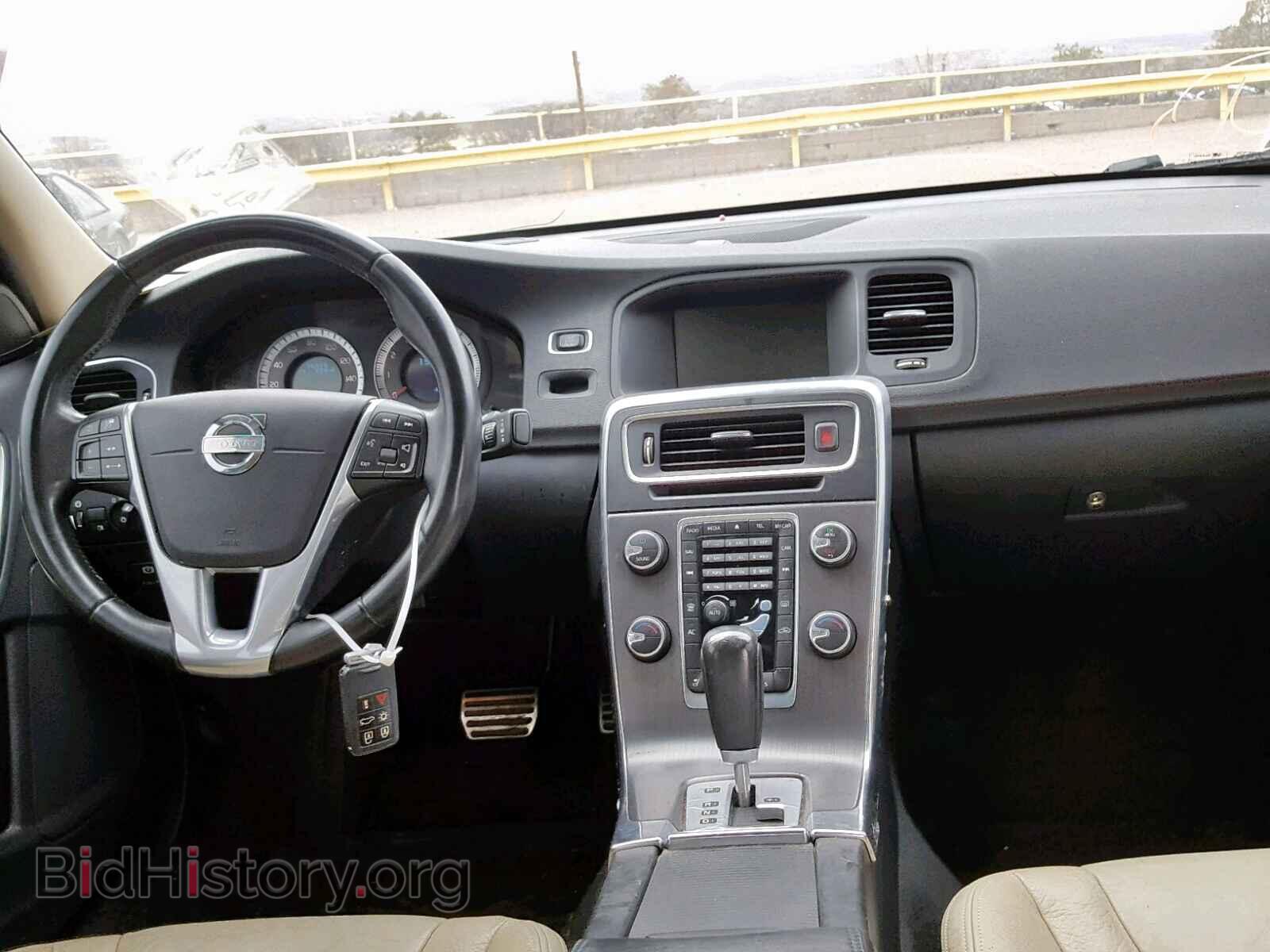 2011 VOLVO S60 - VIN: YV1902FH2B2003564 - Фото 9