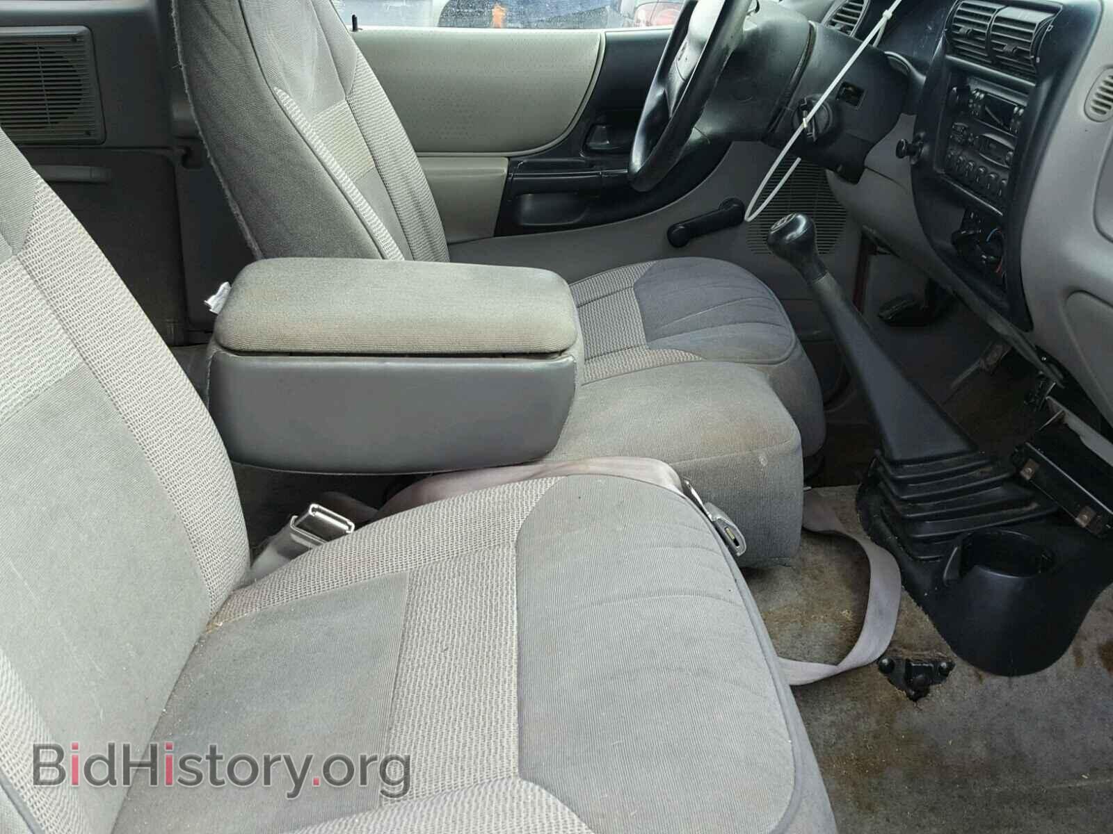 Photo 4F4CR16AXSTM22570 - MAZDA B2300 1995