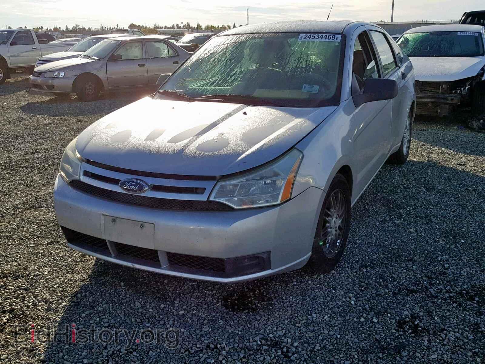 2009 FORD FOCUS SE - VIN: 1FAHP35N29W174642 - Фото 2