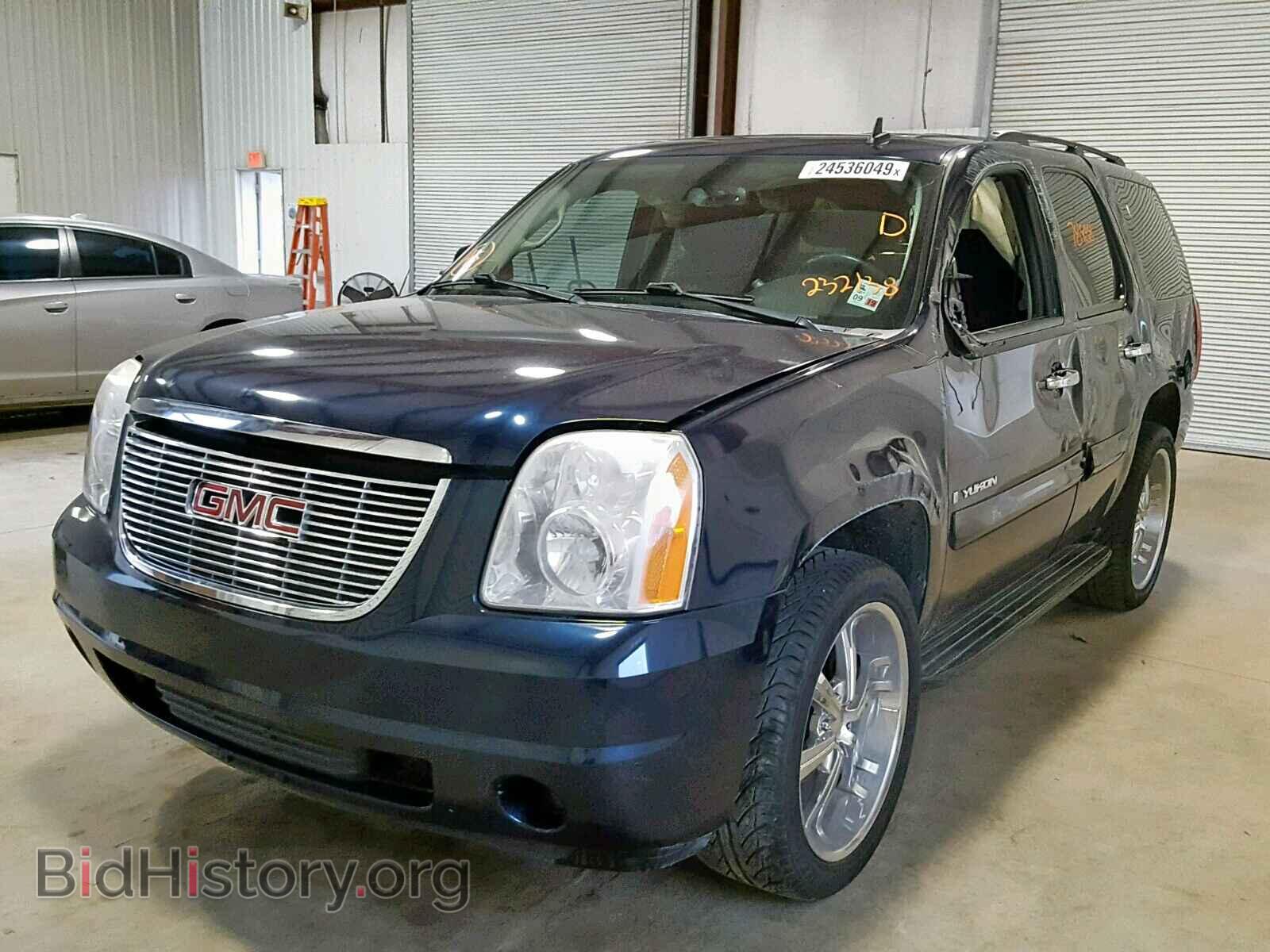 2008 GMC YUKON - VIN: 1GKFC13C28R232138 - Фото 2
