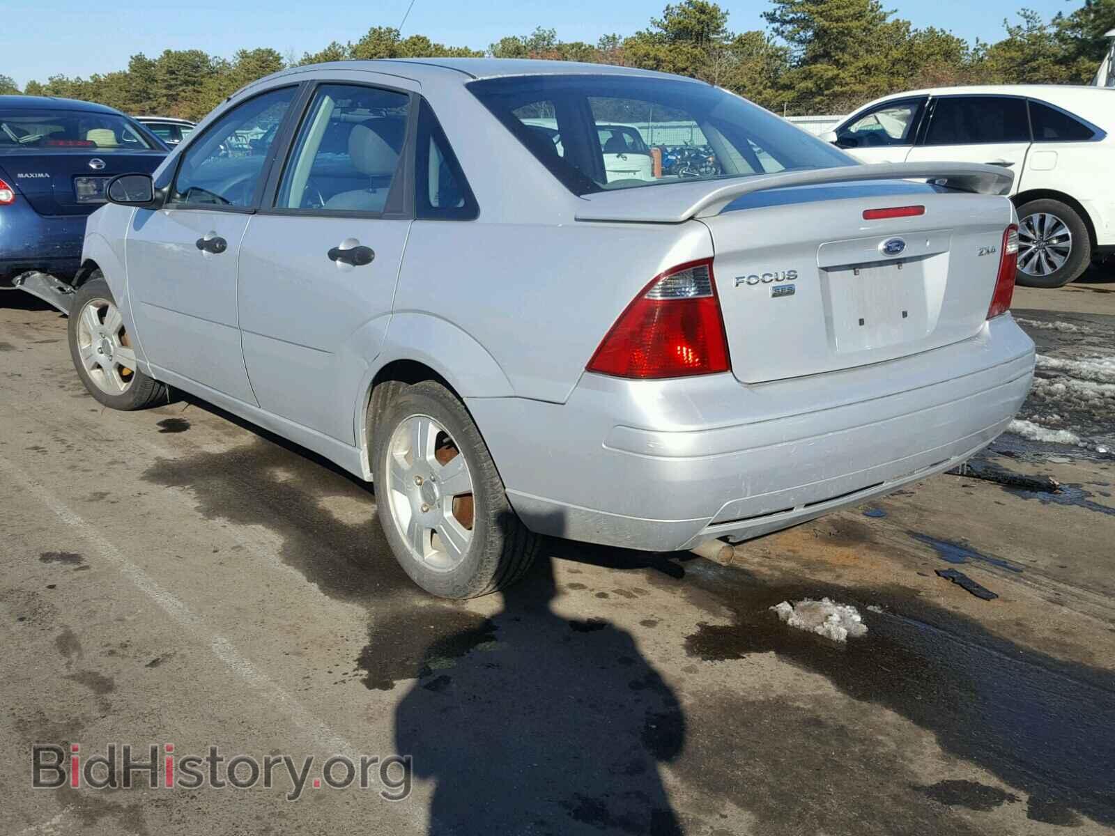 2005 FORD FOCUS - VIN: 1FAFP34N05W167420 - Фото 3