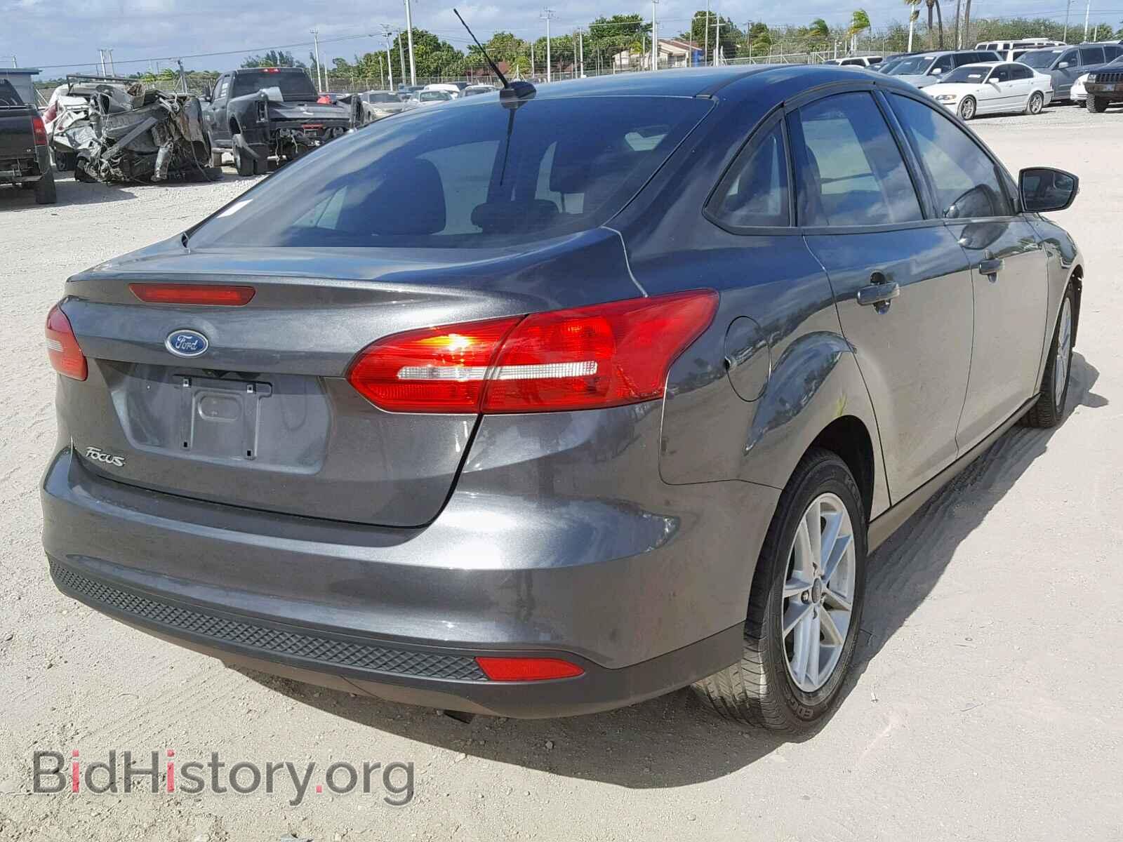 2017 FORD FOCUS - VIN: 1FADP3F22HL208484 - Photo 4
