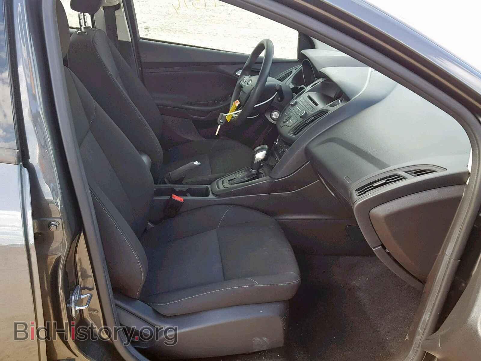 2017 FORD FOCUS - VIN: 1FADP3F22HL208484 - Photo 5