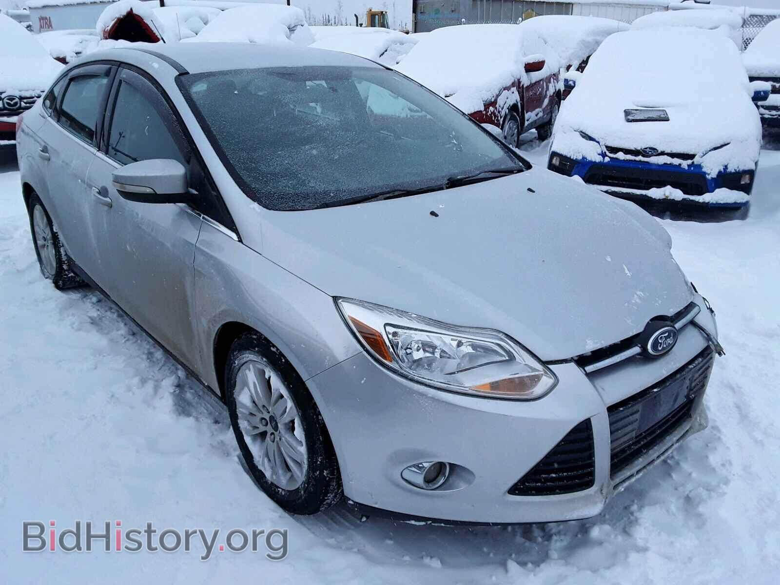 Photo 1FAHP3H23CL374374 - FORD FOCUS 2012