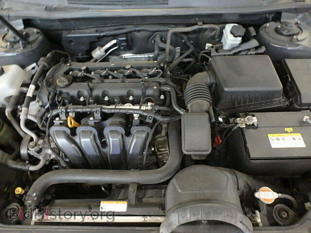 2009 KIA OPTIMA - VIN: KNAGE228295293783 - Фото 7